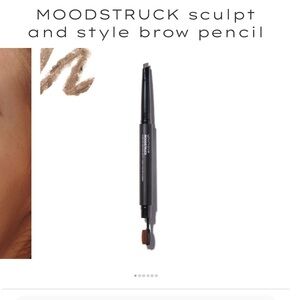 Younique Moodstruck Sculpt & Style Brow Pencil: Dark Brown